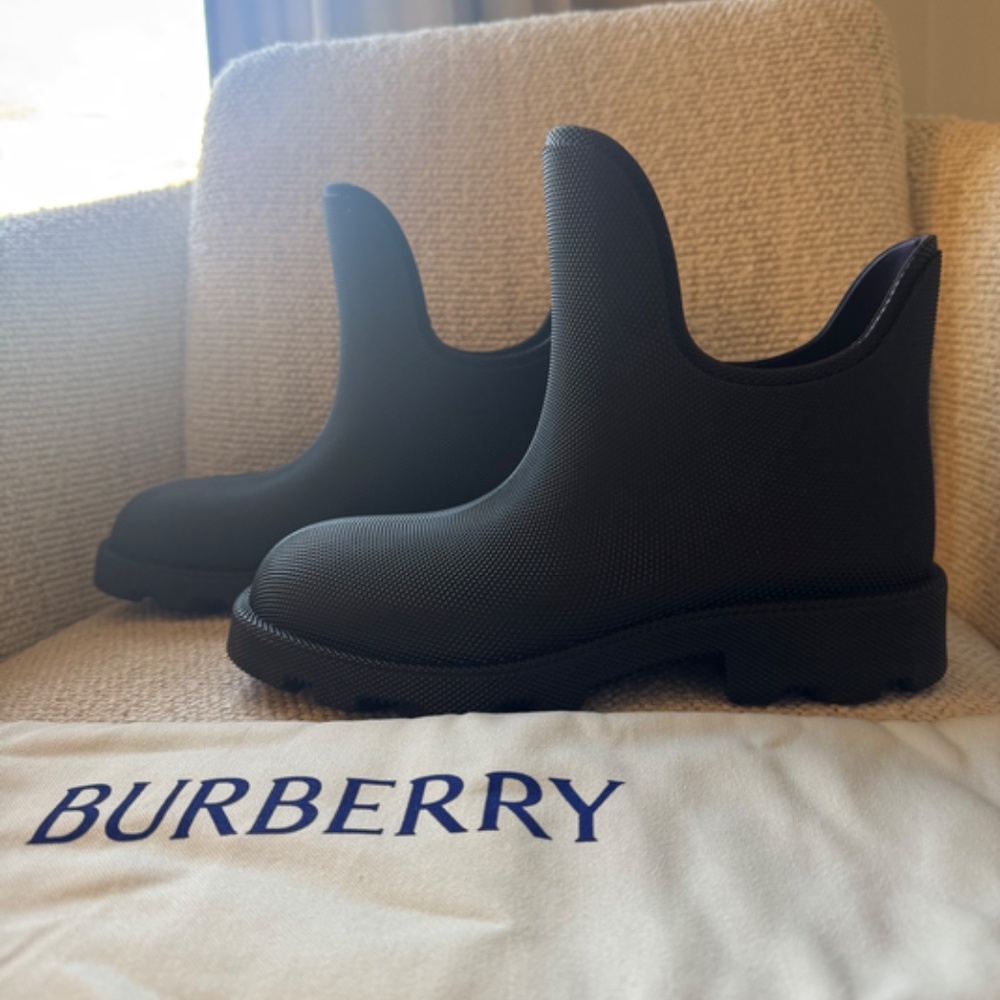 Burberry Men's Marsh Rainboots - Picture 4 of 7